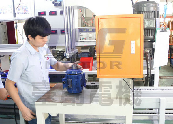 Workshop JCC-05 hydraulic press